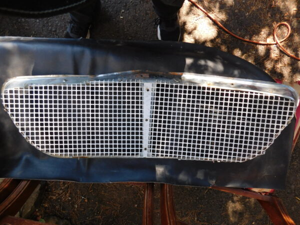 1200 front grill